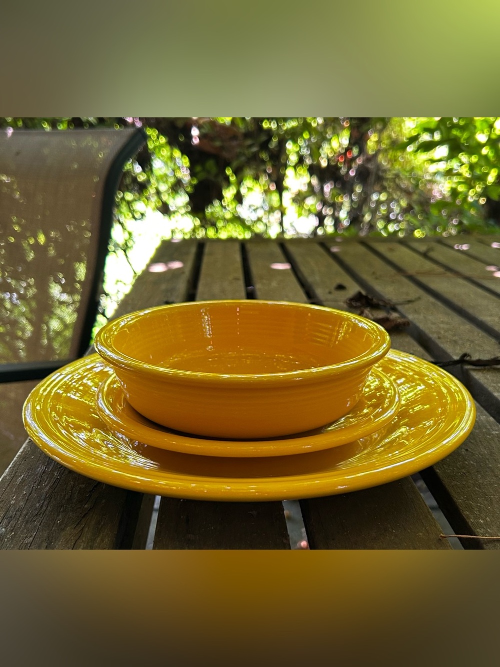 Fiestaware Classic Rim 3-Piece Place Setting in Yellow “Daffodil” - Picture 3 of 4